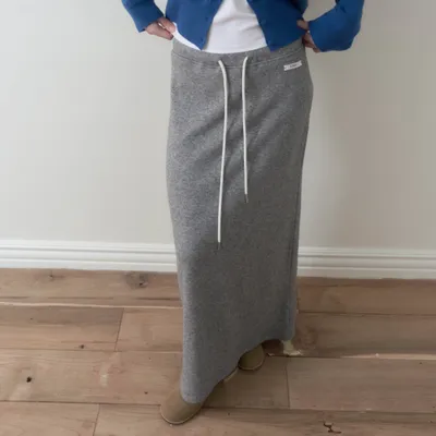 Chân váy xếp ly dài Thanh lịch Form chuẩn 0024